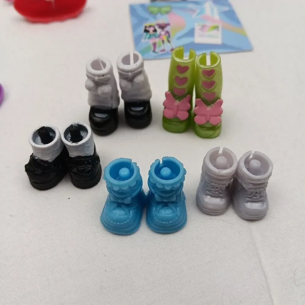 Royale High Mixed Lot Art Class Playset Nature Fairy Locker Wigs Clothes Boots